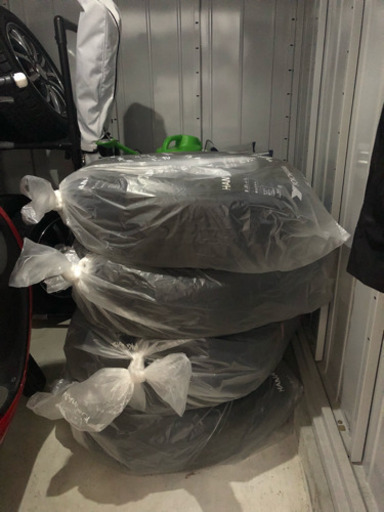 ハイエース ノーマルタイヤ４本セット