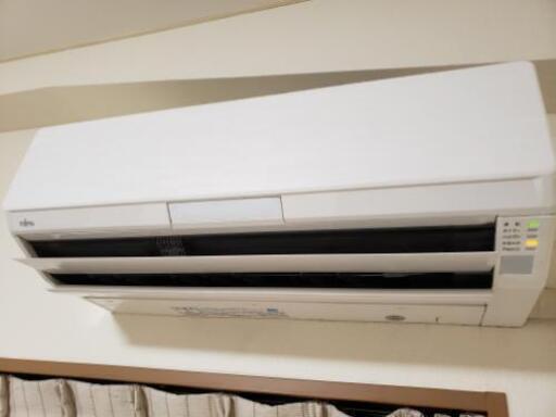 2015年製 Fujitu 8～12畳用 エアコン 約70,000円