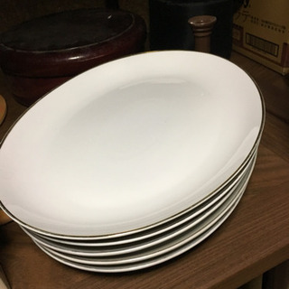料理が映える！！大きいお皿 1枚1000円