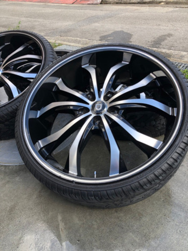 レグザーニ  275/25R24 極上品