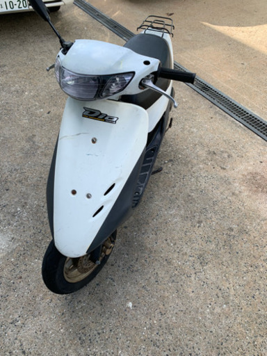 ホンダライブDIO 白