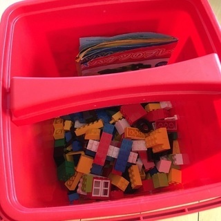 レゴ LEGO 赤いバケツ の画像
