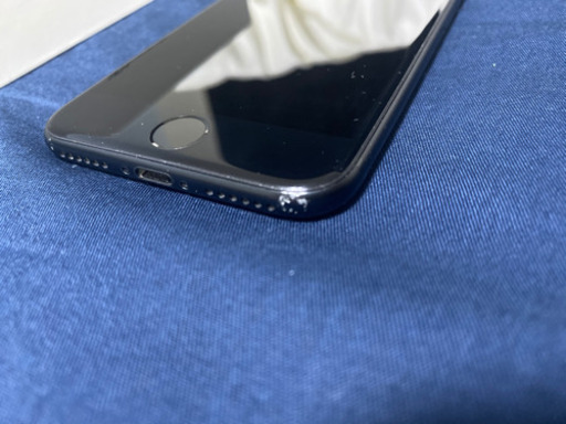 iPhone 7 Black 128 GB au SIMロック解除済み