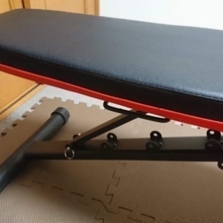 ☆美品☆ トレーニングベンチ ダンベルセット (マットはおまけ） 売りますの画像