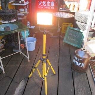 スタンド付 作業用ハロゲン投光器・照明器具／工具・大工道具