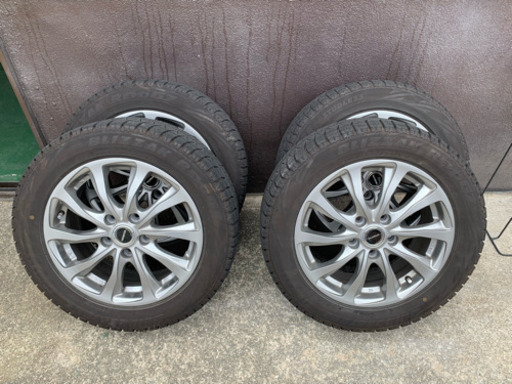 取引予定者決まりました！スタッドレスタイヤ 205-55-R16 2シーズン使用