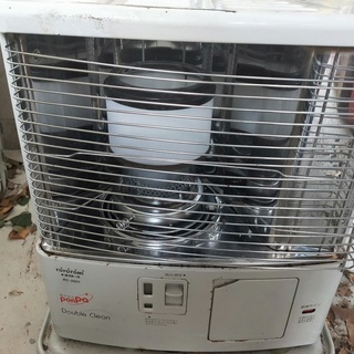 トヨトミのストーブです　暖房　ヒーター　石油