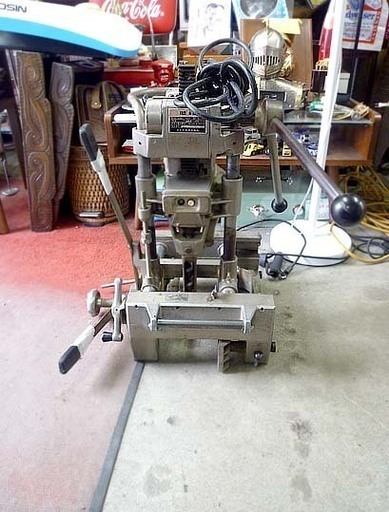 通電OK 日立工機 電気角のみ K30 HITACHI 電動工具 穴あけ ノミ 札幌市 白石区 東札幌