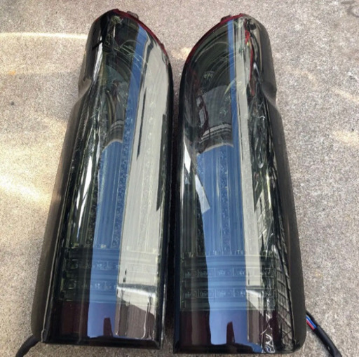 ハイエース テールランプ  HELIOS