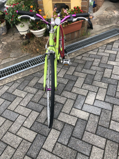 クロスバイクさらに値下げします。