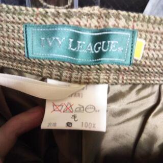 婦人 ウールスラックスの画像