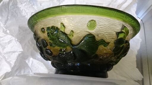 乾隆ガラス　金魚と蓮碗　12センチの5センチ