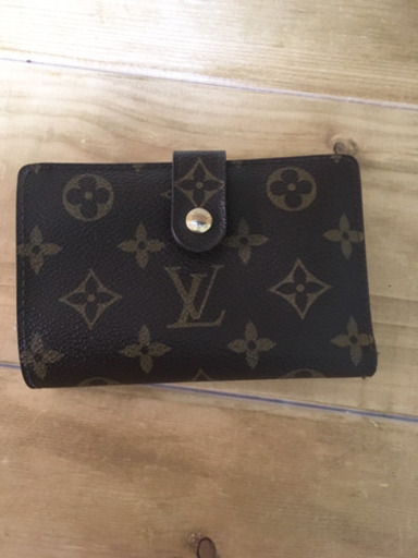 ルイヴィトン ガマ口財布