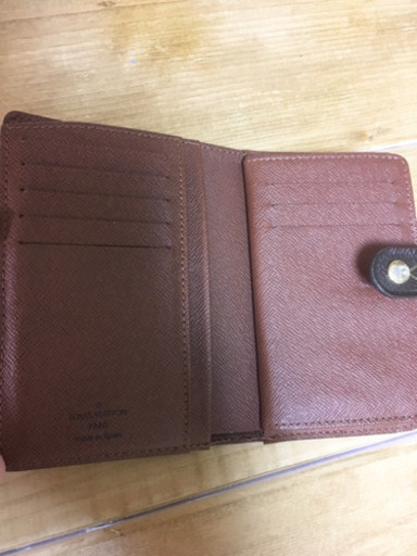 ルイヴィトン ガマ口財布