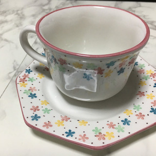 アフタヌーンティー  カップ&お皿セット×2セット