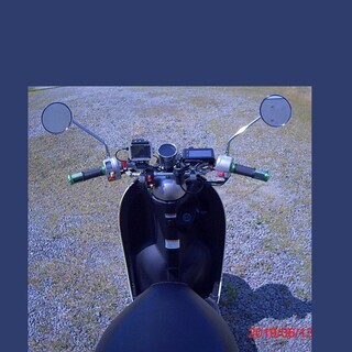 中古バイク YAMAHA VINO SA26J ４スト ビーノ アウターカウル新品同様（一部ひび） モンスターエナジーの画像