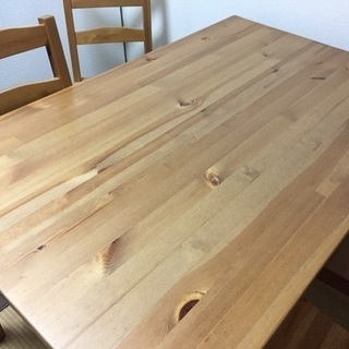 IKEA ダイニングテーブルセットの画像