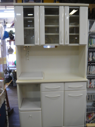 3ドアキッチンボード　レンジボード　食器棚　食器収納　台所家具