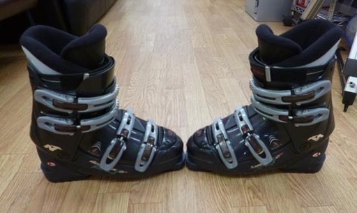 サイズ26cm NORDICA F4 スキーブーツ ソールサイズ305mm スキー靴 ノルディカ  ☆ PayPay(ペイペイ)決済可