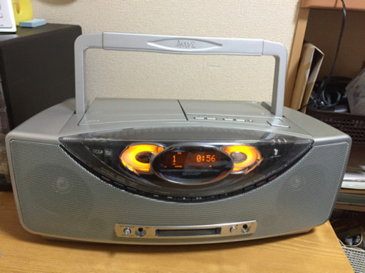シャープCD-MD-カセット一体型ラジカセ