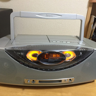 シャープCD-MD-カセット一体型ラジカセ