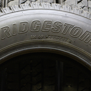  ブリヂストン ブリザック W979 175/75R15 103/101 LT 15年製2本 16年製2本 スタッドレス(T1352Yw)