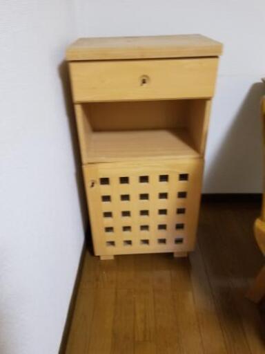 電話台にも使える棚