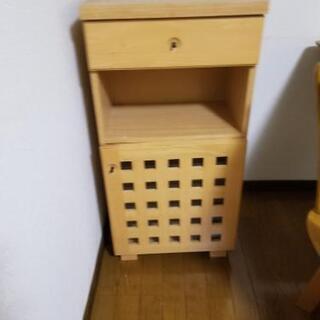 電話台にも使える棚