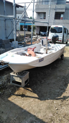 スズキ5馬力 三人乗り