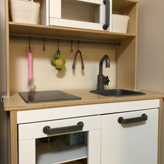 IKEA DUKTIG おままごとキッチンセットの画像