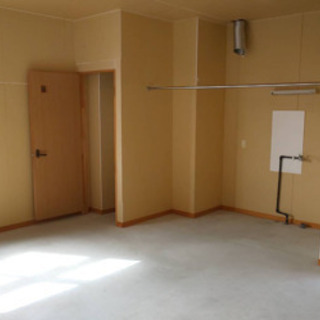 🔴   雑貨屋、パン屋、オフィス、カフェ、隠れ家に最適です。テナント