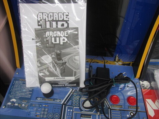 アーケードゲーム Tastemaker LLC ARCADE1UP スペースインベーダー 2018年製 NB627