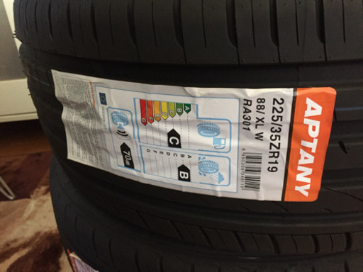 225／35／19インチ4本セット