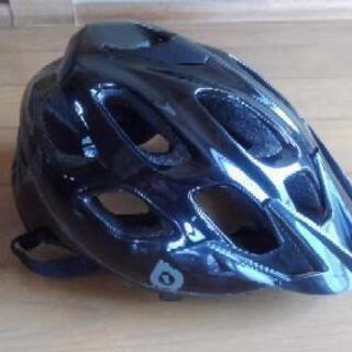 自転車ヘルメット(シックスシックスワン)