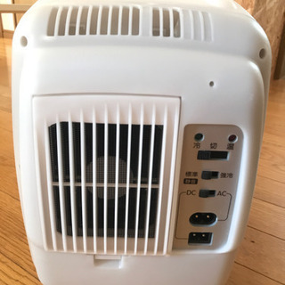 ミニ冷蔵庫 コンパクト電子保冷保温ボックスの画像