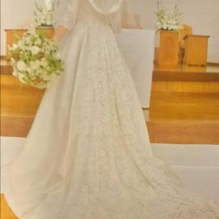 ウェディングドレス 袖つき 9号 yuki torii 日本ブランドの画像