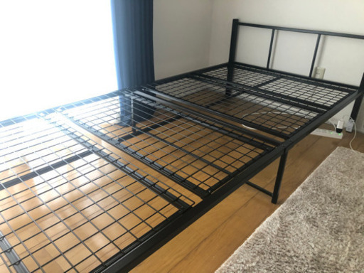 ニトリのパイプベッド
