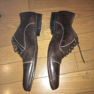 イタリア製の本革の靴の画像