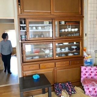 茶タンスの画像