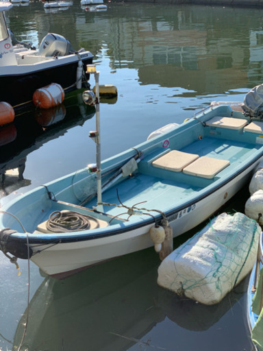 ヤマハ和船 エンジン30馬力セル付き 魚探付き