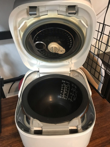 TOSHIBA 真空圧力IH保温釜 1.0Lタイプ 11月8日以降引き渡し