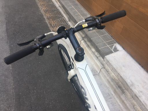 クロスバイク　GIANT ESCAPE RX3　555mm　ホワイト