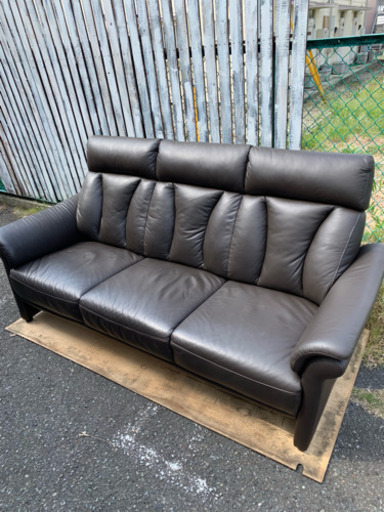 ☆ニトリ 三人掛けソファー ブラウン 多少のすり傷あるためお安く☆