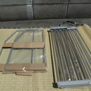 ★お値下げ★★訳あり品★ステンレス伸縮キッチンラック　ネジタイプ...