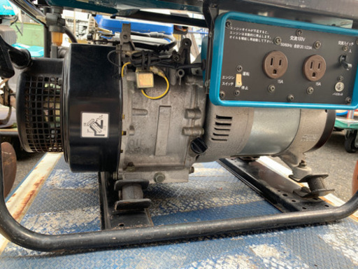 SUZUKI 発電機 ガソリン SV2300H 現状 動作品 中古