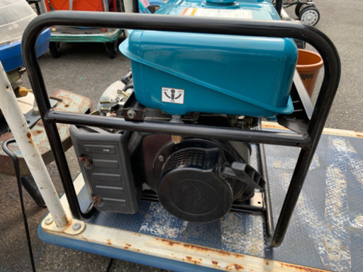 SUZUKI 発電機 ガソリン SV2300H 現状 動作品 中古