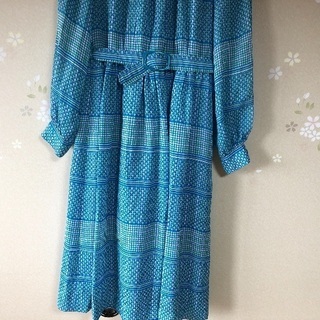 🔴大特価‼️300円‼️🔴婦人服‼️大量にあります‼️の画像