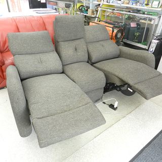 ニトリ 3人掛け 電動リクライニングソファ ブラウン系 ファブリック 布