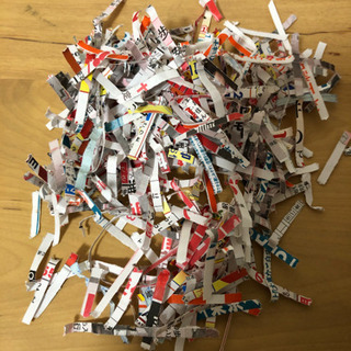 シュレッダー(裁断枚数5枚 連続裁断3分 安心安全設計)の画像