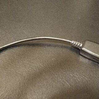 au純正外部接続端子用変換アダプタ（未使用）の画像